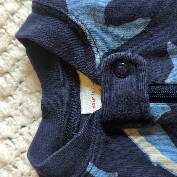 Hanna Andersson Shark Romper - Picture 3 of 6